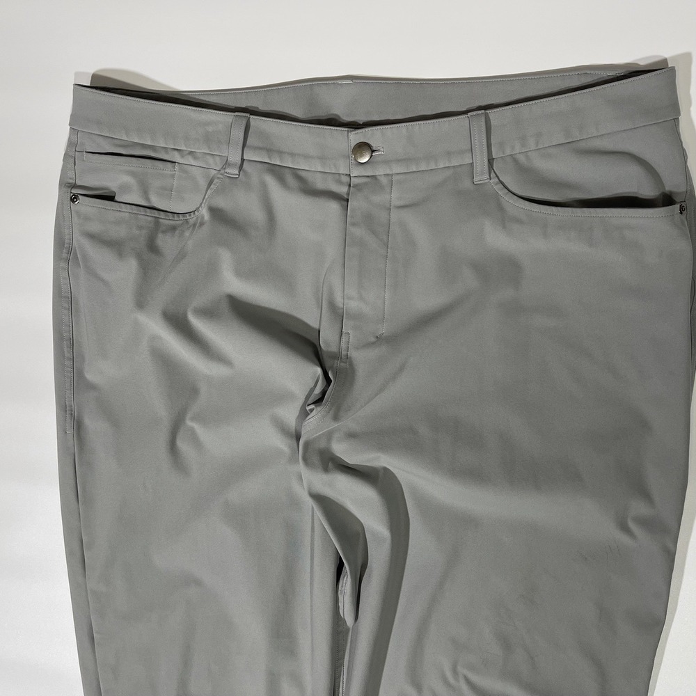 Lululemon ABC Relaxed Gray Chino Pants Men's Size‎ 40 (40x29) Golf Performance - Picture 3 of 9